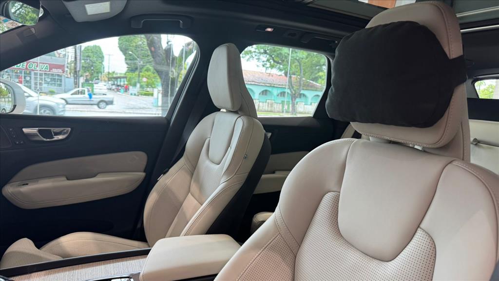 XC60 2.0 T8 RECHARGE ULTRA AWD GEARTRONIC