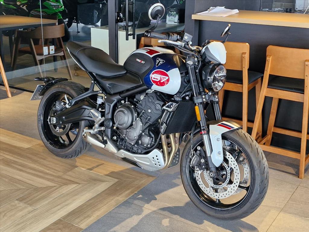 TRIUMPH-TRIDENT-660 TRIPLE TRIBUTE EDITION