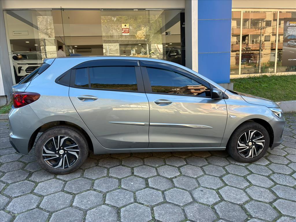 ONIX 1.0 TURBO FLEX LT AUTOMÁTICO1