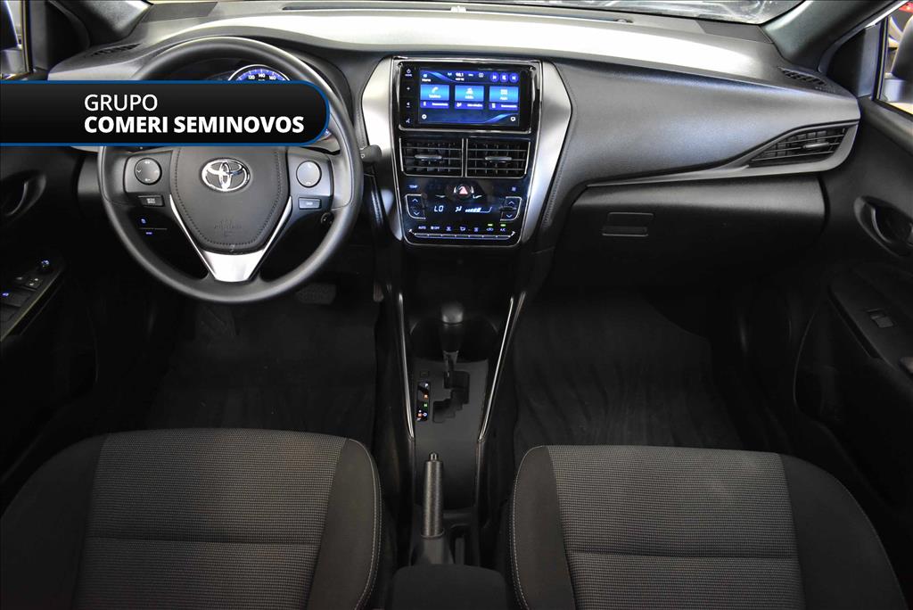 YARIS 1.5 16V FLEX XL MULTIDRIVE6 YARIS 1.5 16V FLEX XL MULTIDRIVE6