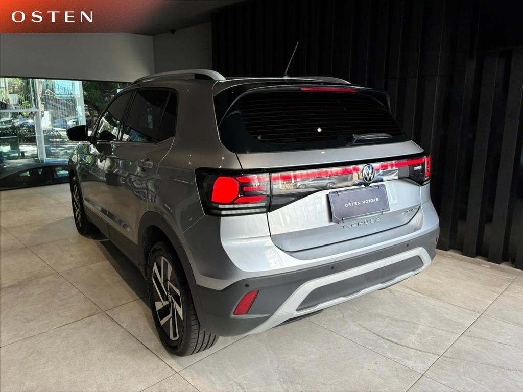 Volkswagen-T-CROSS-1.4 250 TSI TOTAL FLEX HIGHLINE AUTOMÁTICO