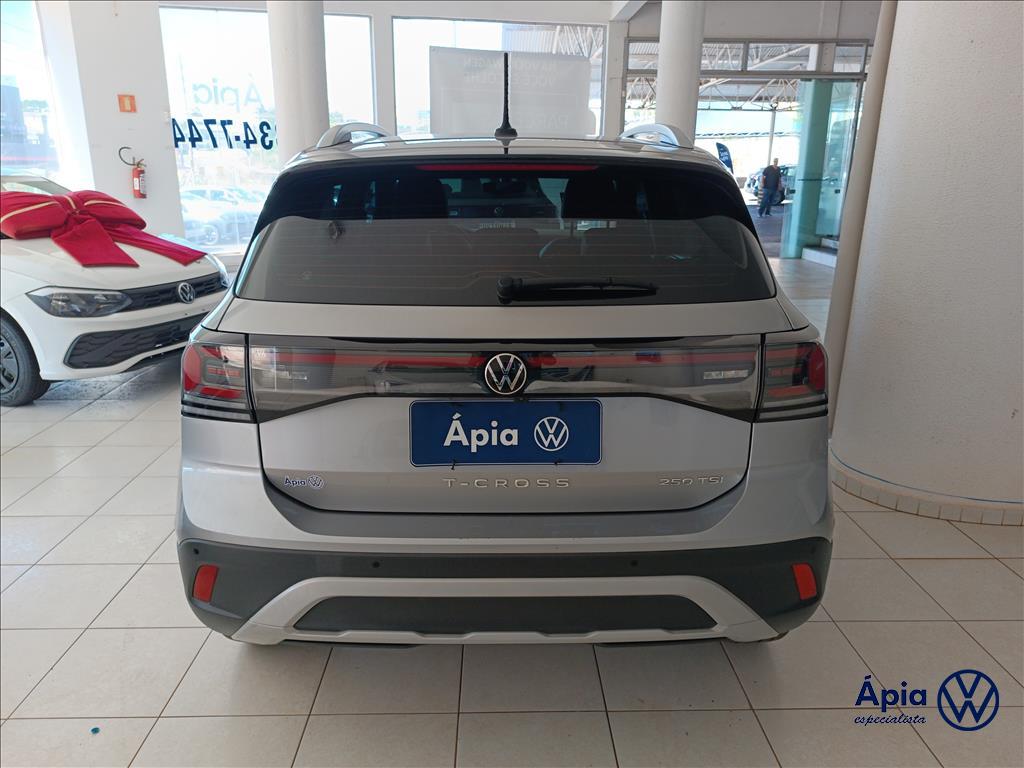 T-CROSS 1.4 250 TSI TOTAL FLEX HIGHLINE AUTOMÁTICO4