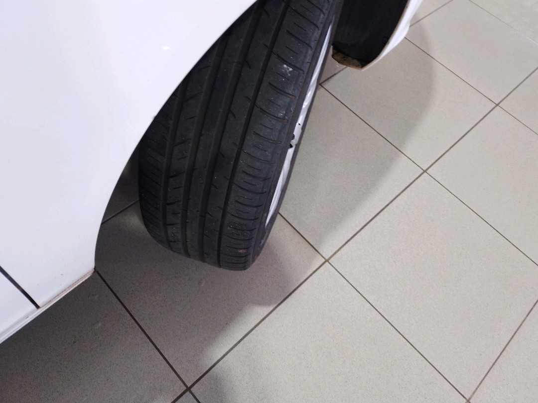 Volkswagen Fox 1.6 MSI Comfortline 8V Flex 4P Manual - foto 2