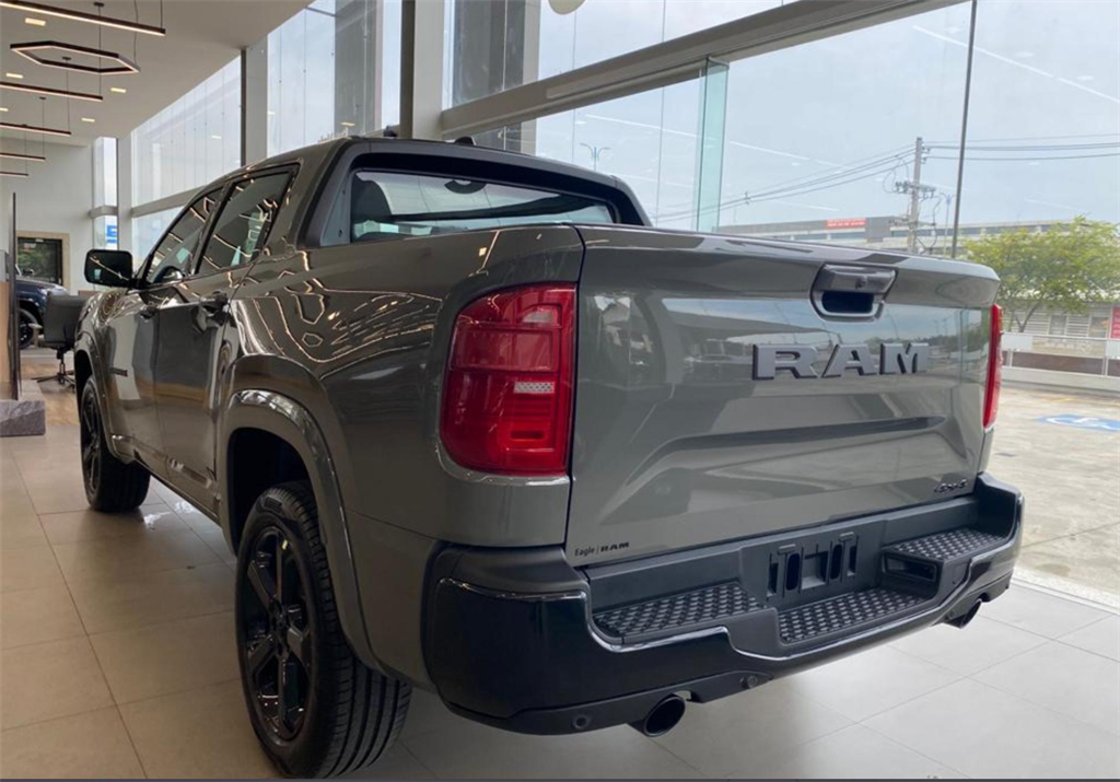 RAMPAGE 2.0 HURRICANE 4 TURBO GASOLINA R/T 4X4 AUTOMÁTICO4