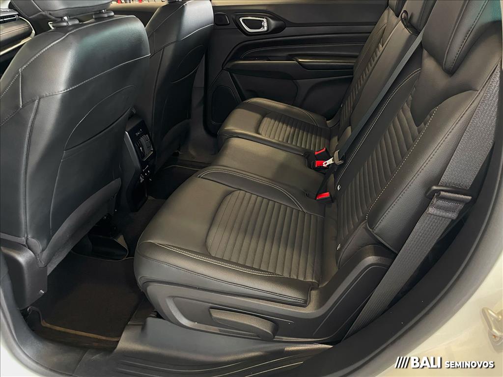 COMMANDER 1.3 T270 TURBO FLEX LONGITUDE AT618 COMMANDER 1.3 T270 TURBO FLEX LONGITUDE AT618