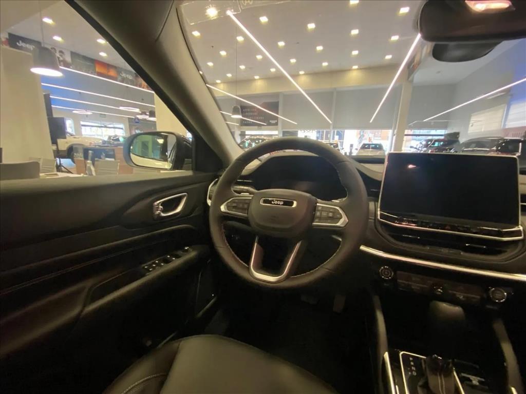 COMMANDER 1.3 T270 TURBO FLEX LONGITUDE AT611