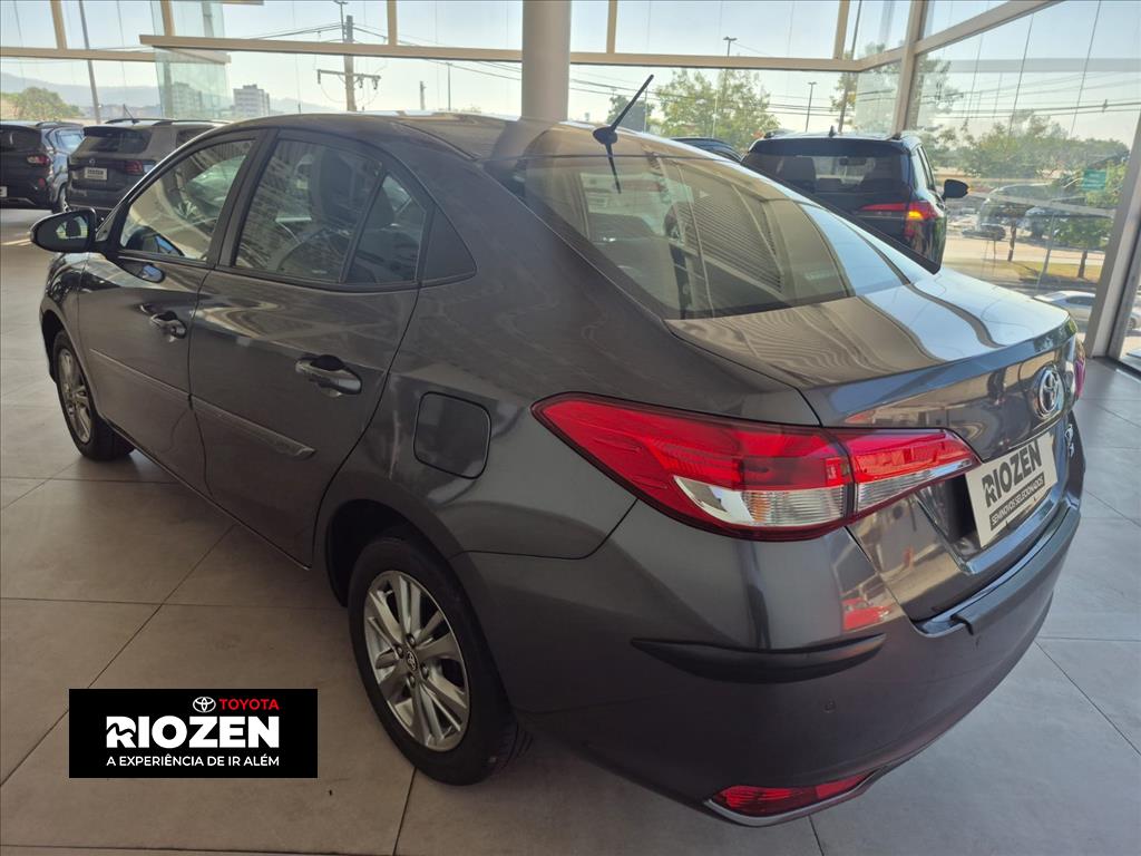 YARIS 1.5 16V FLEX SEDAN XL PLUS CONNECT MULTIDRIVE2
