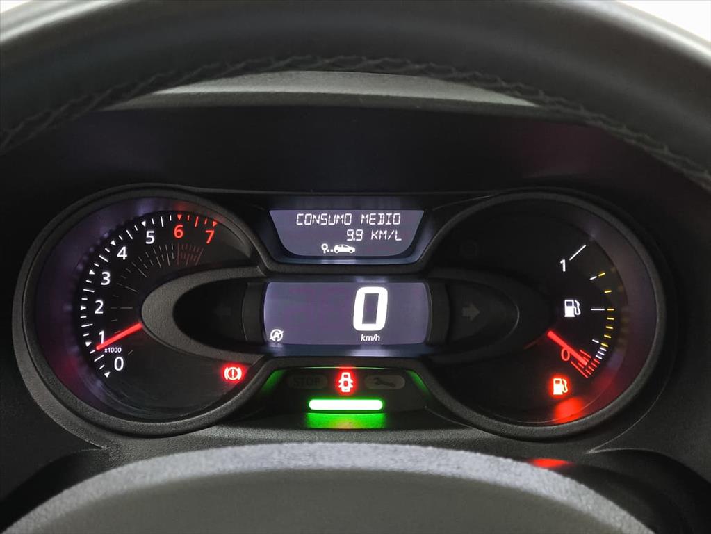 OROCH 1.6 16V SCE FLEX ICONIC MANUAL7