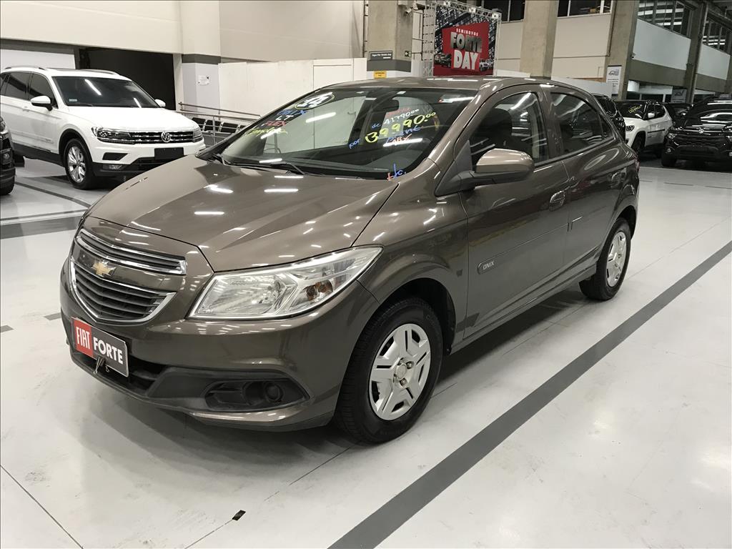 CHEVROLET ONIX 1.0 MPFI LT 8V FLEX 4P MANUAL