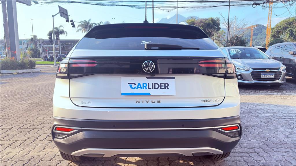 NIVUS 1.0 200 TSI TOTAL FLEX HIGHLINE AUTOMÁTICO3