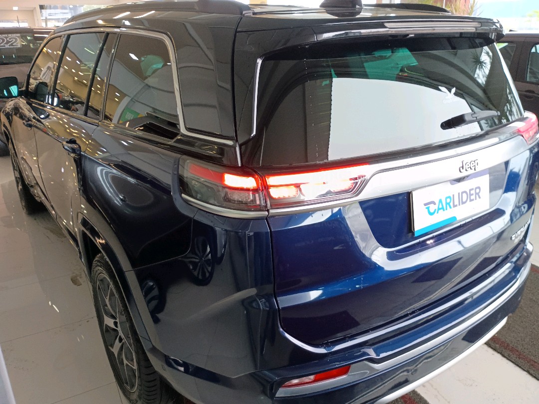 COMMANDER 1.3 T270 TURBO FLEX OVERLAND AT63
