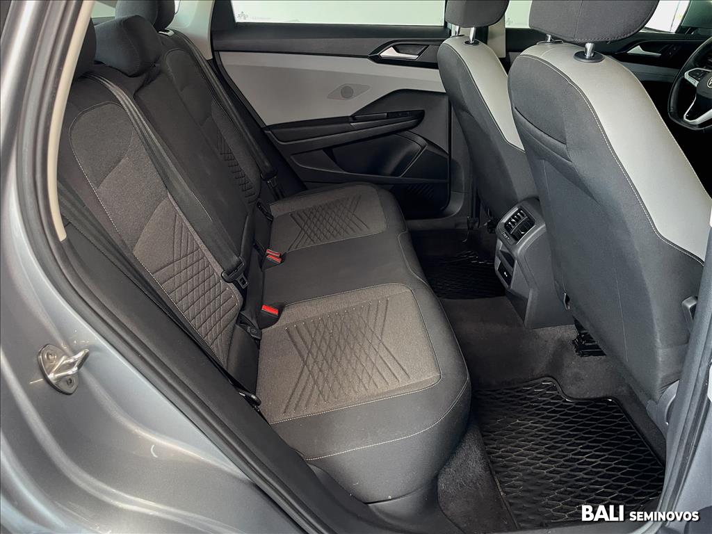 TAOS 1.4 250 TSI TOTAL FLEX COMFORTLINE AUTOMÁTICO16