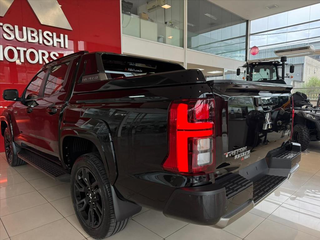 Mitsubishi-TRITON-2.4 BITURBO DIESEL CD KATANA 4X4 AUTOMÁTICO