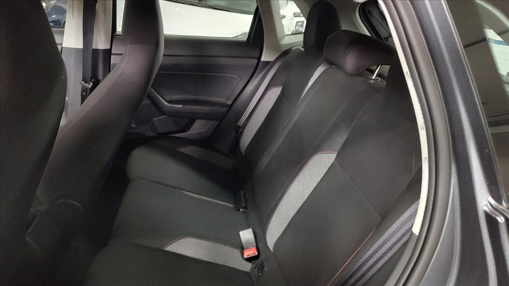 VW - Volkswagen-POLO-1.0 MPI TRACK MANUAL