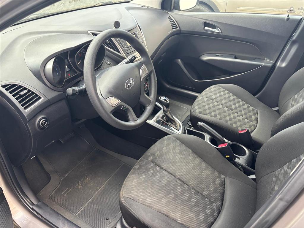 HB20 1.6 COMFORT PLUS 16V FLEX 4P AUTOMÁTICO8