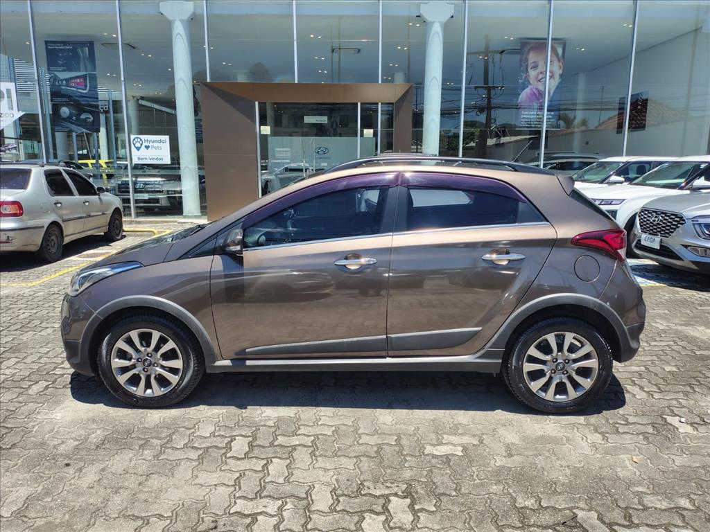 Hyundai-HB20X-1.6 16V PREMIUM FLEX 4P AUTOMÁTICO