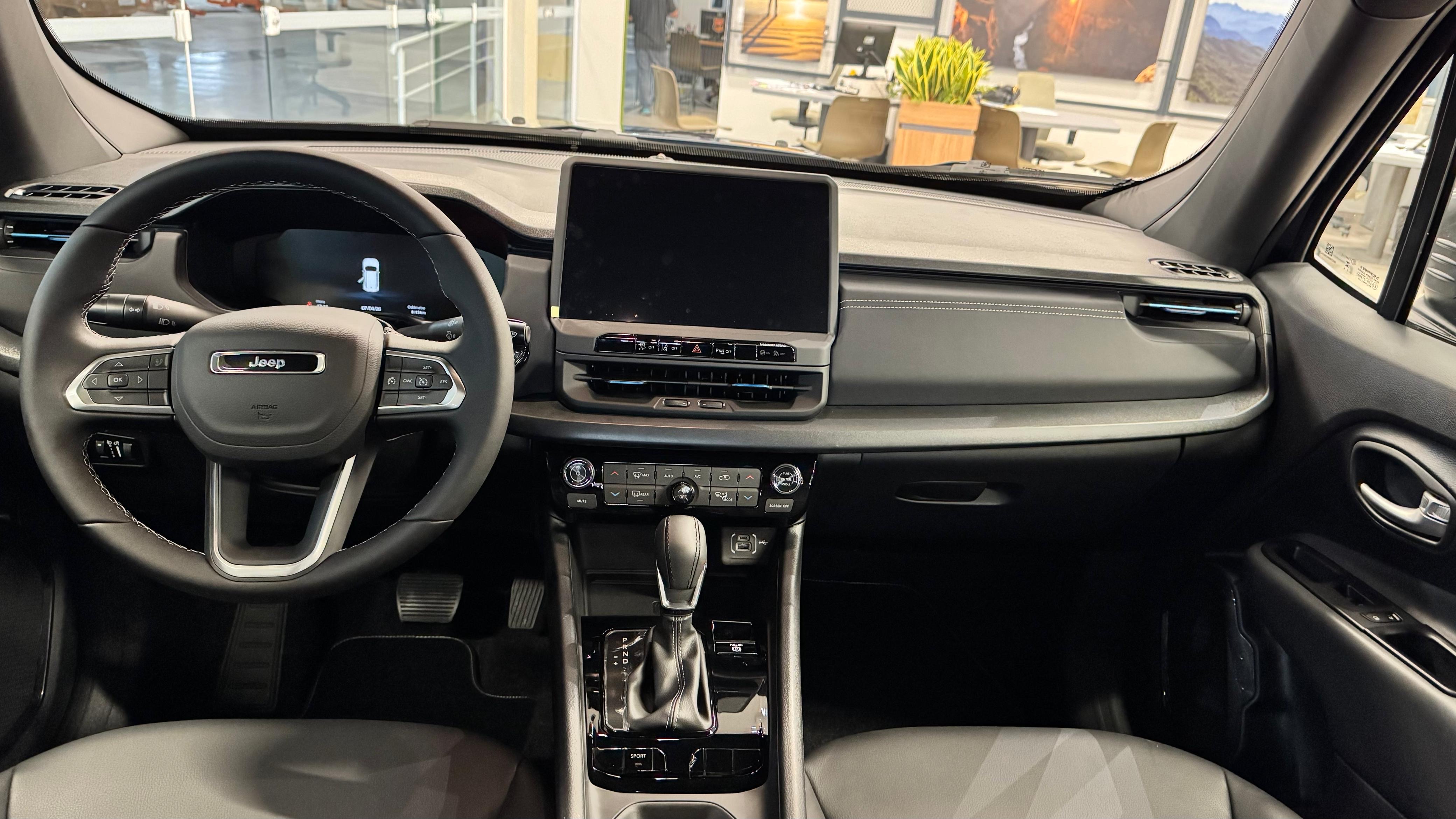 RENEGADE 1.3 T270 TURBO MHEV LONGITUDE AT610