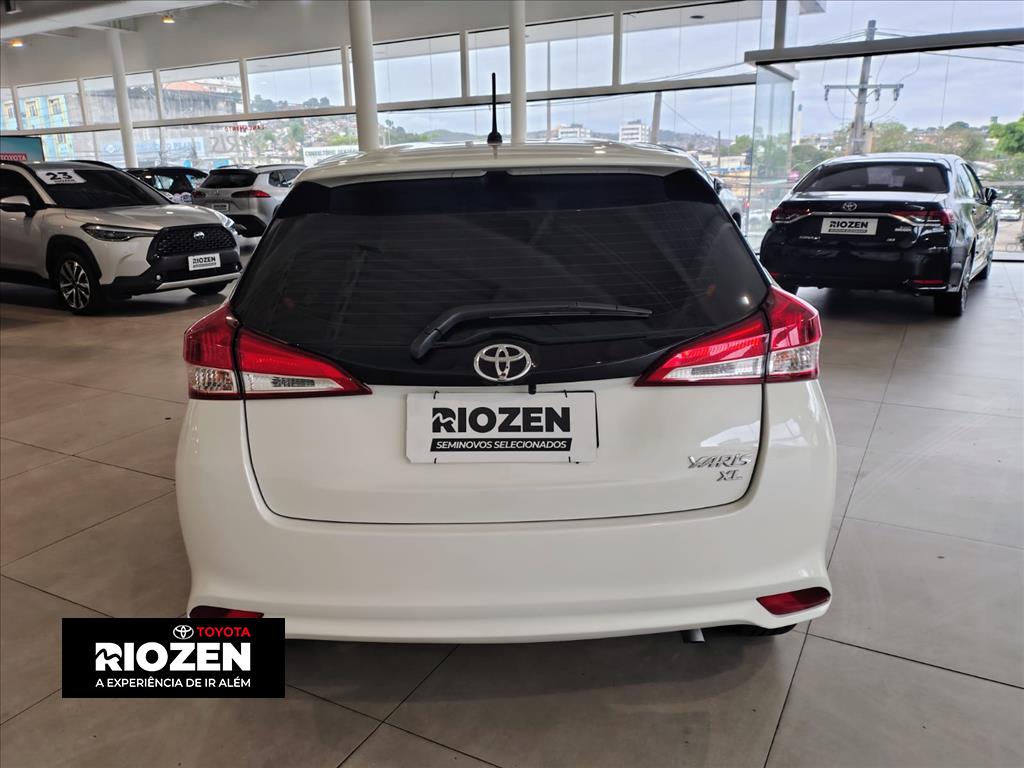 YARIS 1.5 16V FLEX XL PLUS CONNECT MULTIDRIVE11