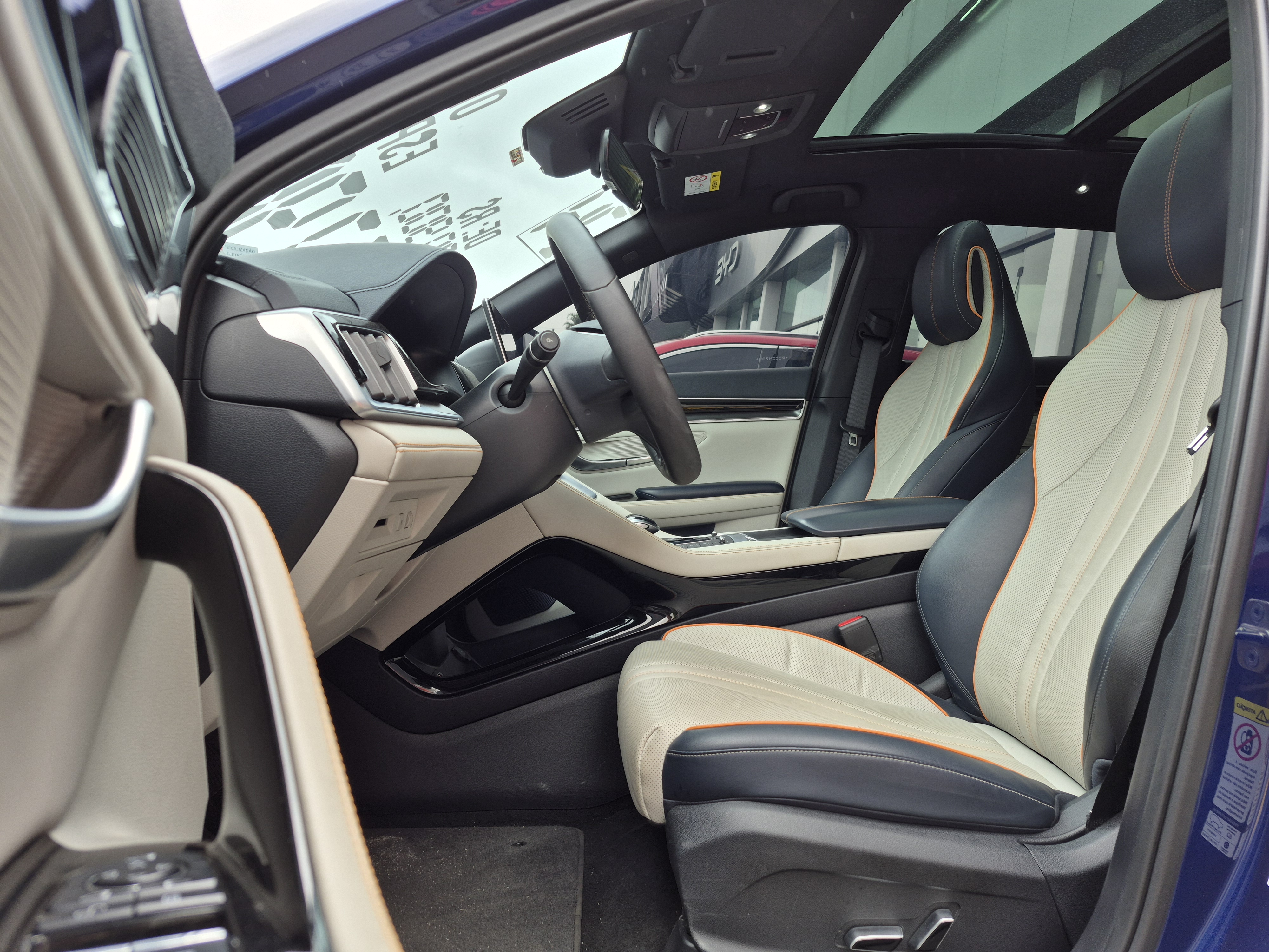 Foto ilustrativa do carro