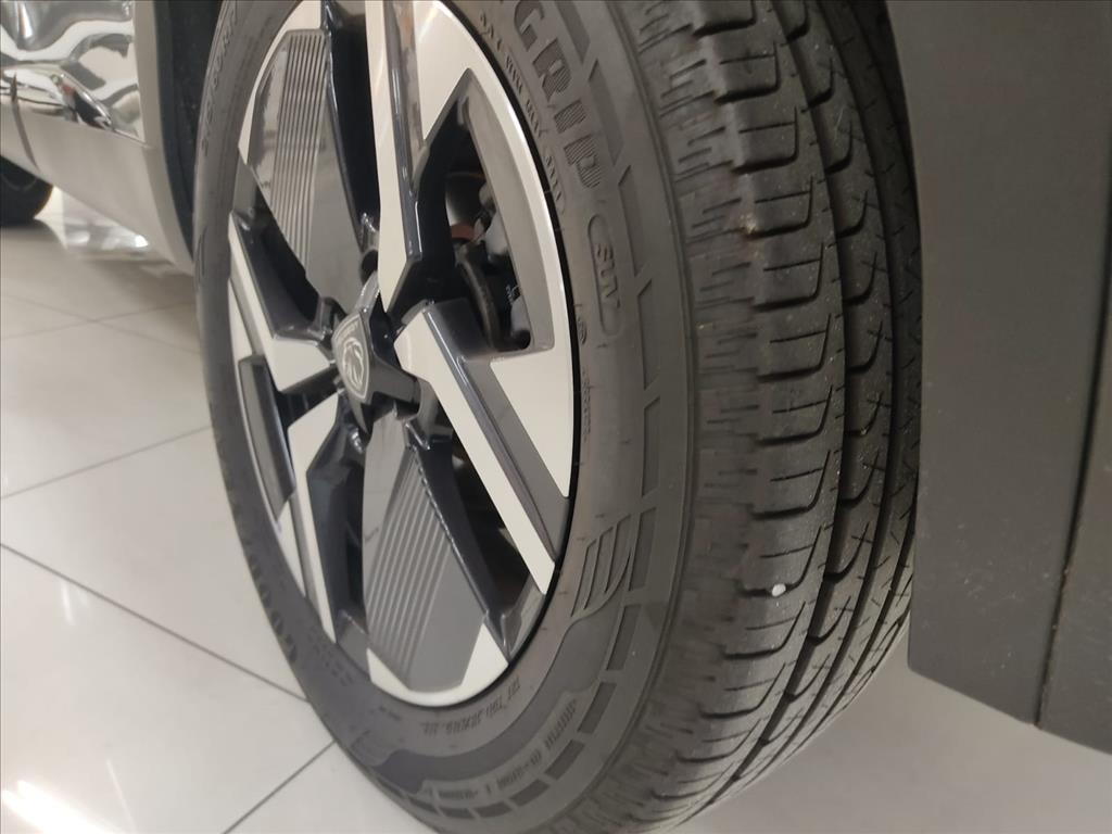 Peugeot-2008-1.0 TURBO 200 FLEX GT CVT