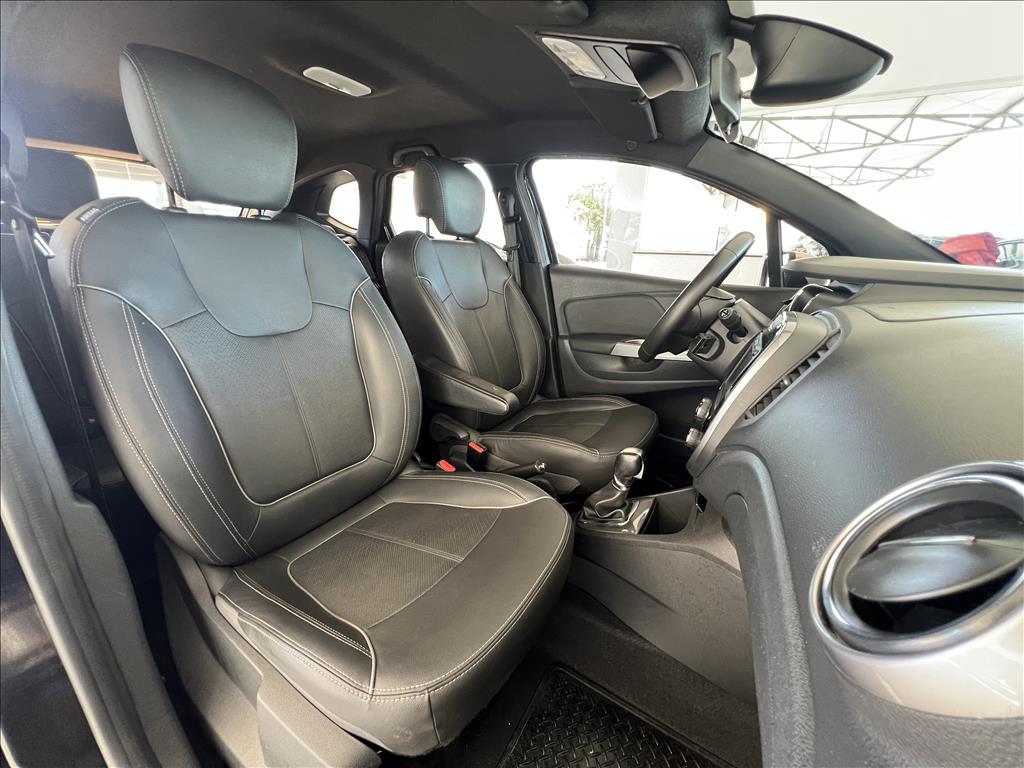 CAPTUR 2.0 16V HI-FLEX BOSE AUTOMÁTICO17