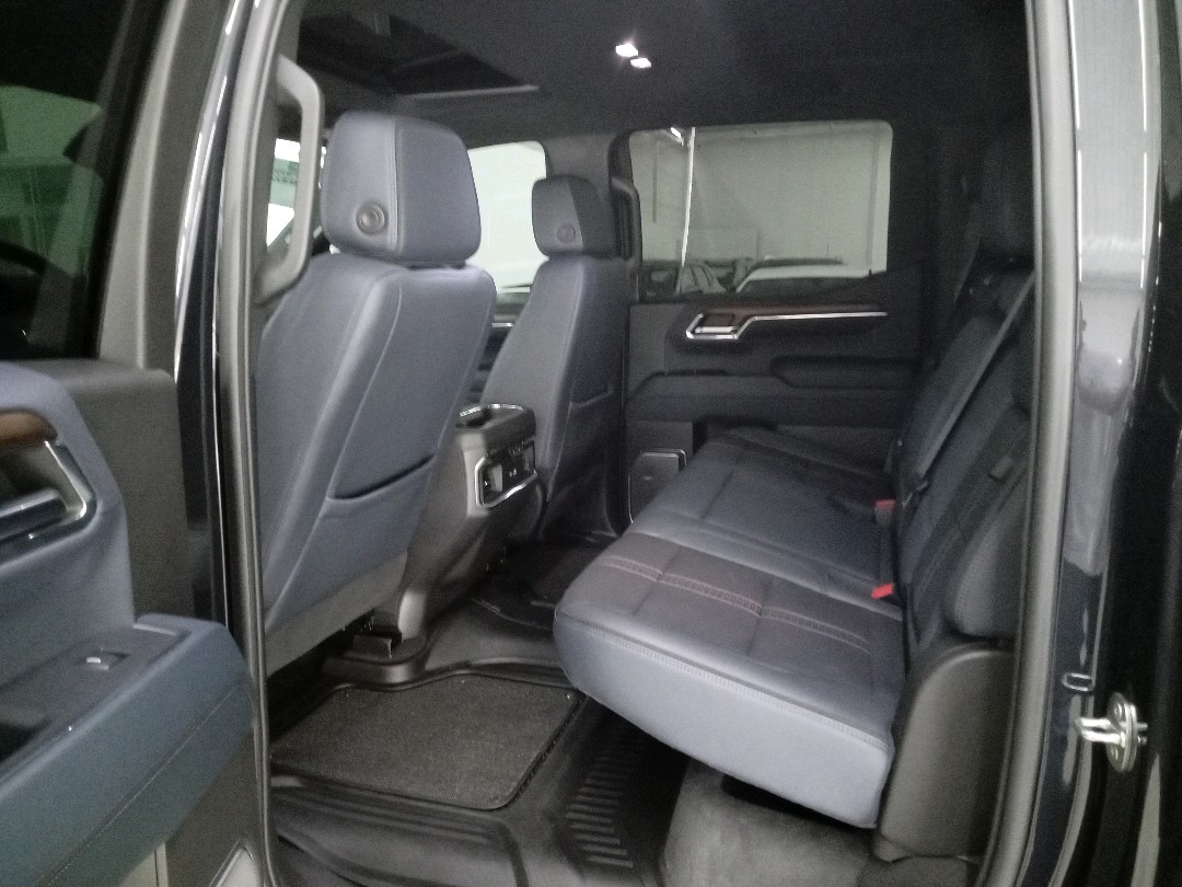 SILVERADO 5.3 V8 GASOLINA 1500 HIGH COUNTRY 4X4 AUTOMÁTICO8