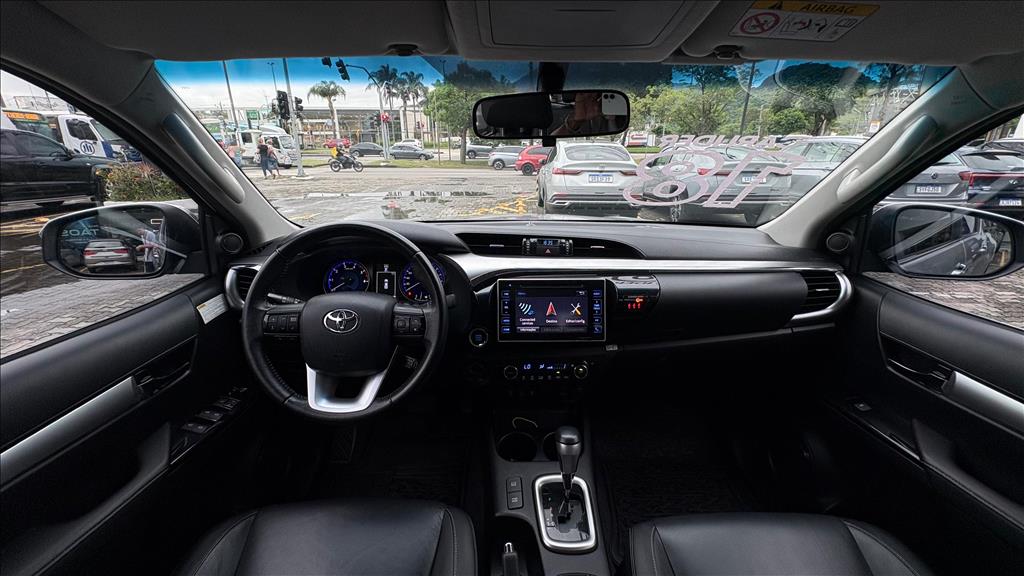 HILUX 2.8 SRX 4X4 CD 16V DIESEL 4P AUTOMÁTICO9