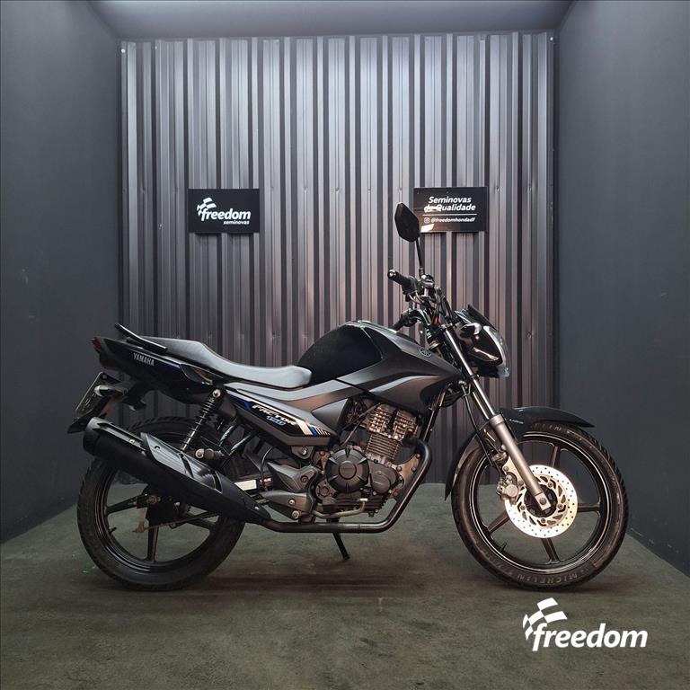 Moto YAMAHA do modelo FACTOR YBR 150 ED 2022/2023