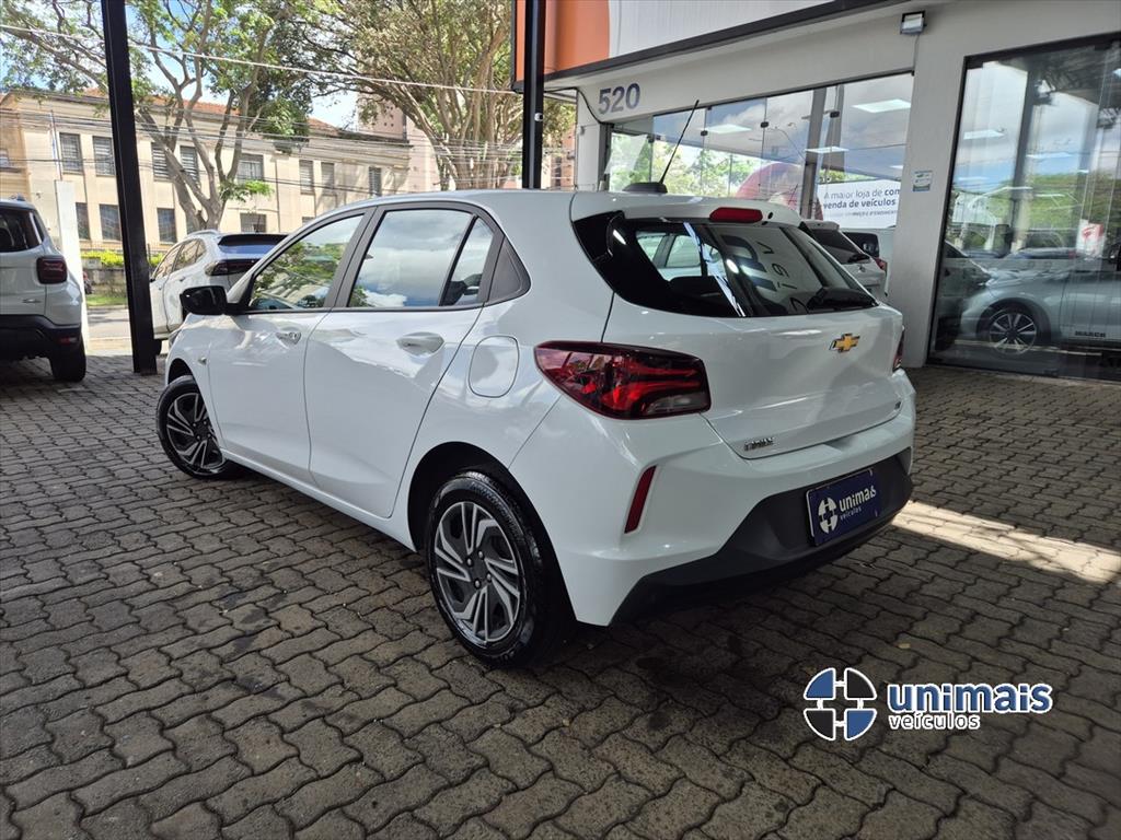 CHEVROLET ONIX 1.0 FLEX LT MANUAL — foto 7