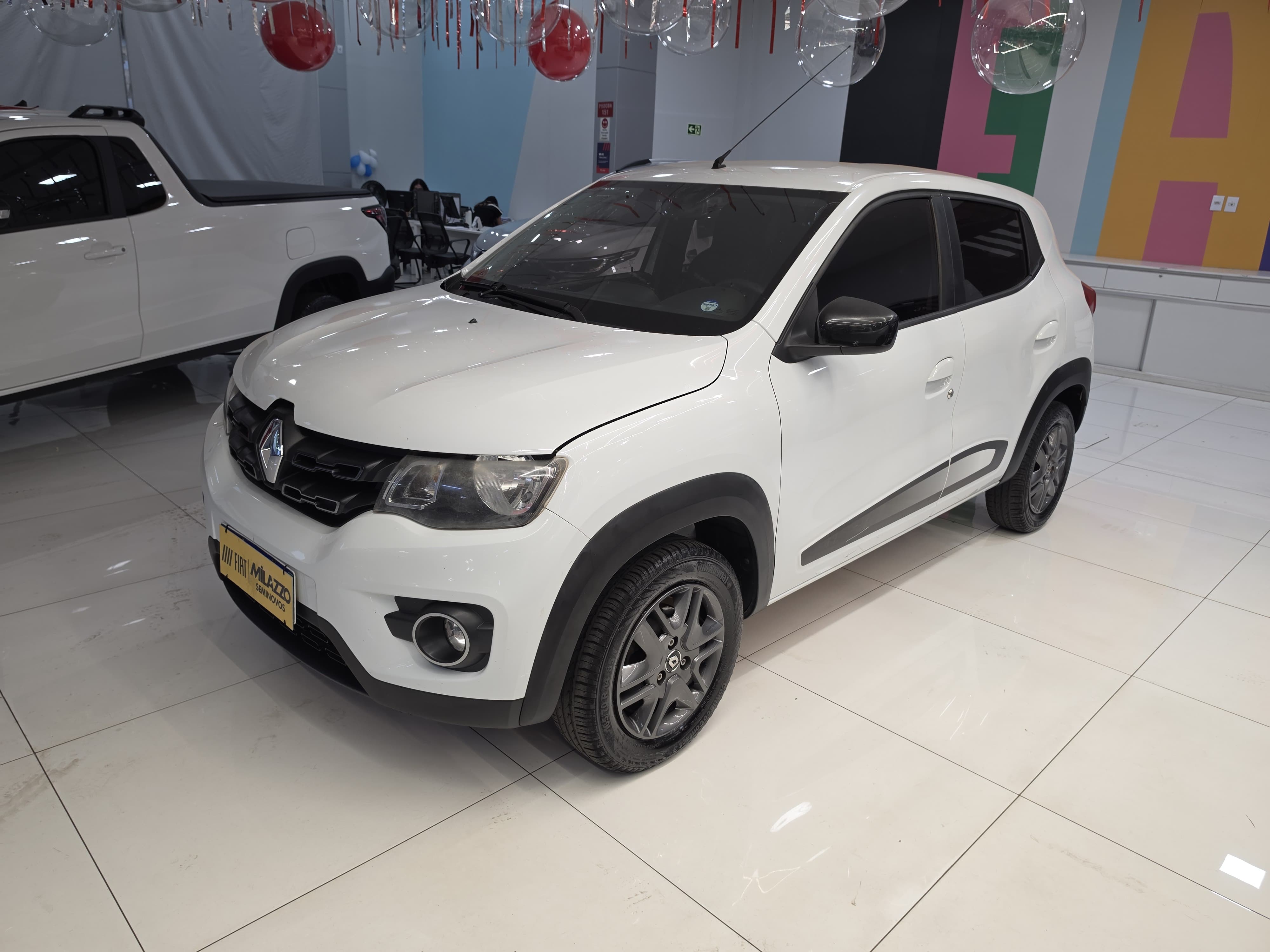 KWID 1.0 12V SCE FLEX INTENSE MANUAL0