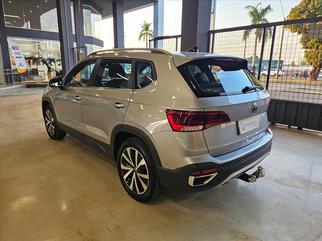TAOS 1.4 250 TSI TOTAL FLEX HIGHLINE AUTOMÁTICO4