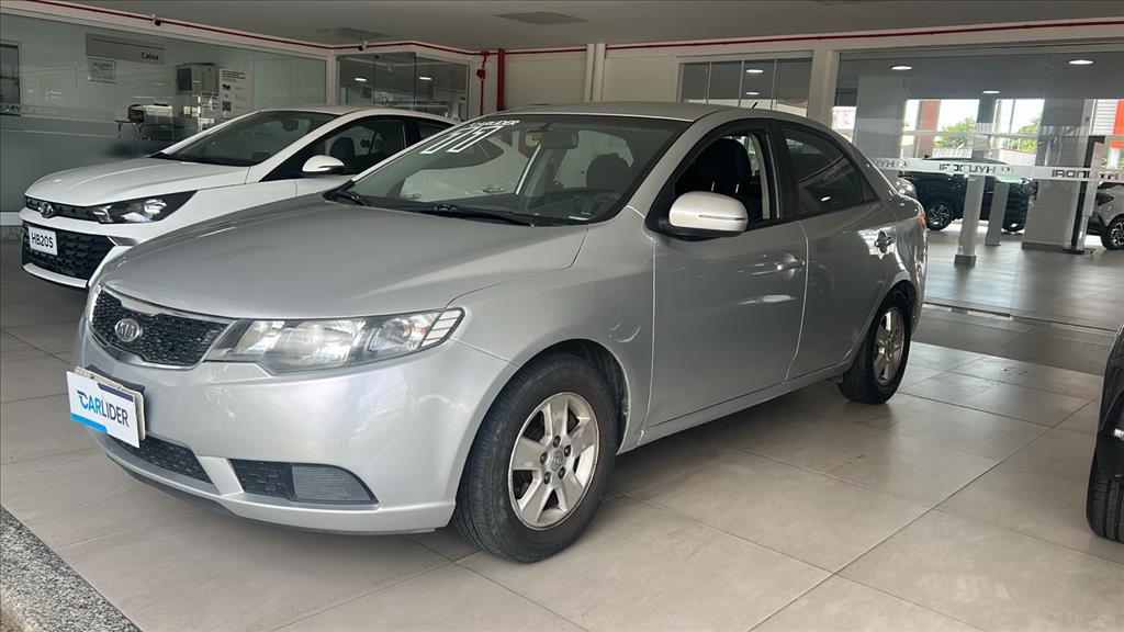 CERATO 1.6 EX3 SEDAN 16V GASOLINA 4P MANUAL2
