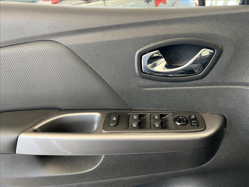 CAPTUR 2.0 16V HI-FLEX BOSE AUTOMÁTICO16