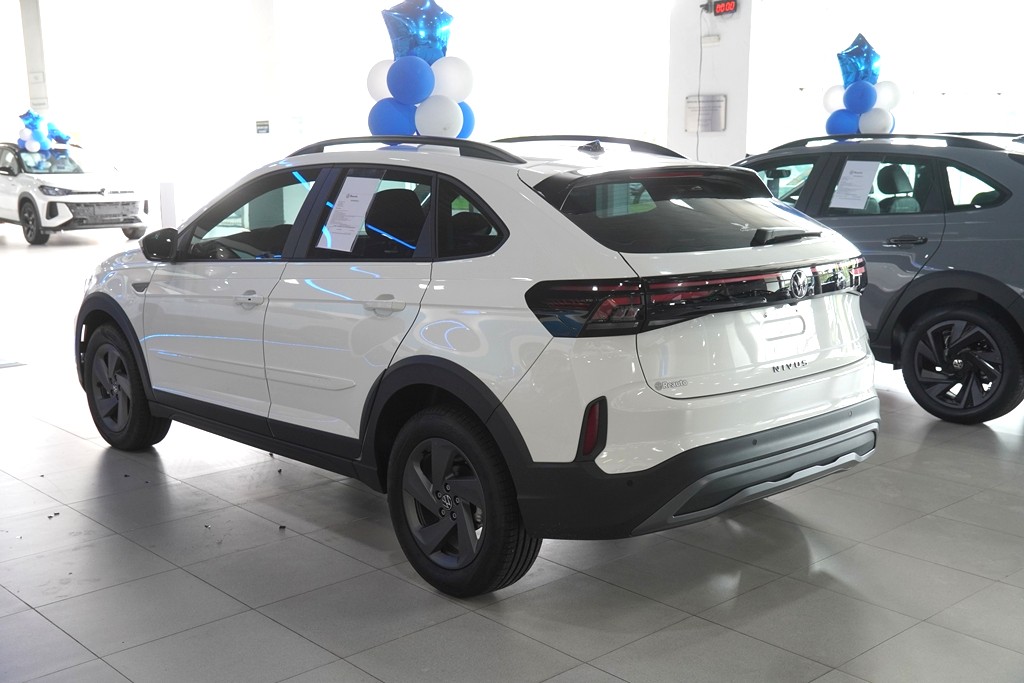 NIVUS 1.0 200 TSI TOTAL FLEX COMFORTLINE AUTOMÁTICO4