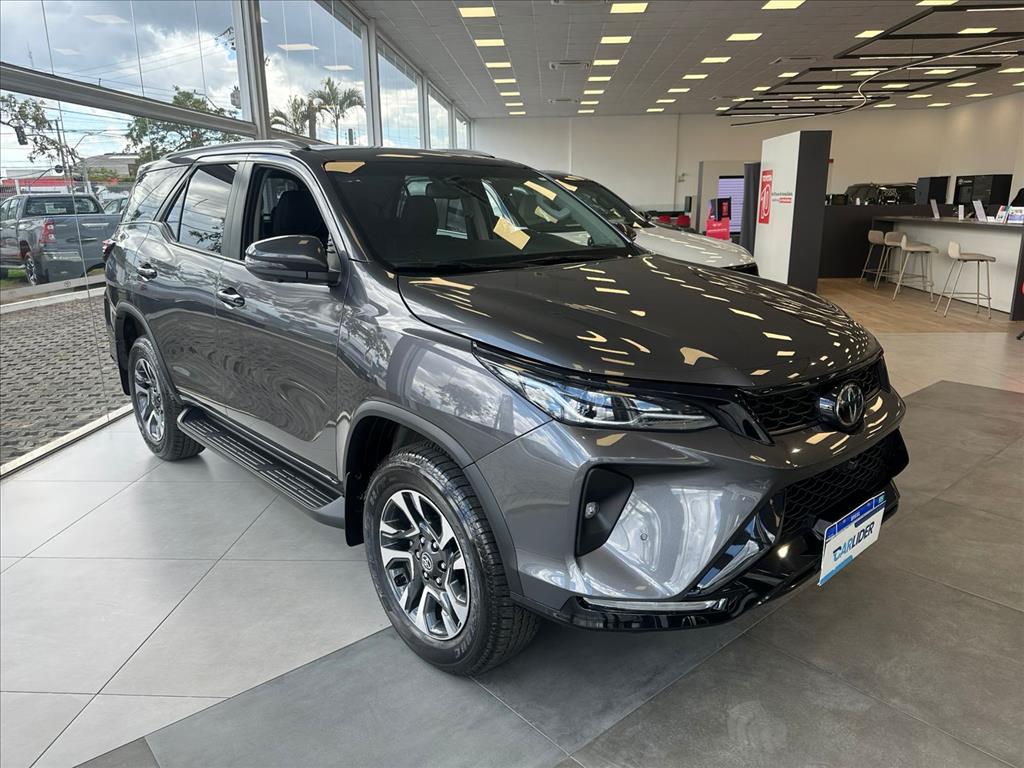 HILUX SW4 2.8 D-4D TURBO DIESEL SRX PLATINUM 4X4 AUTOMÁTICO1