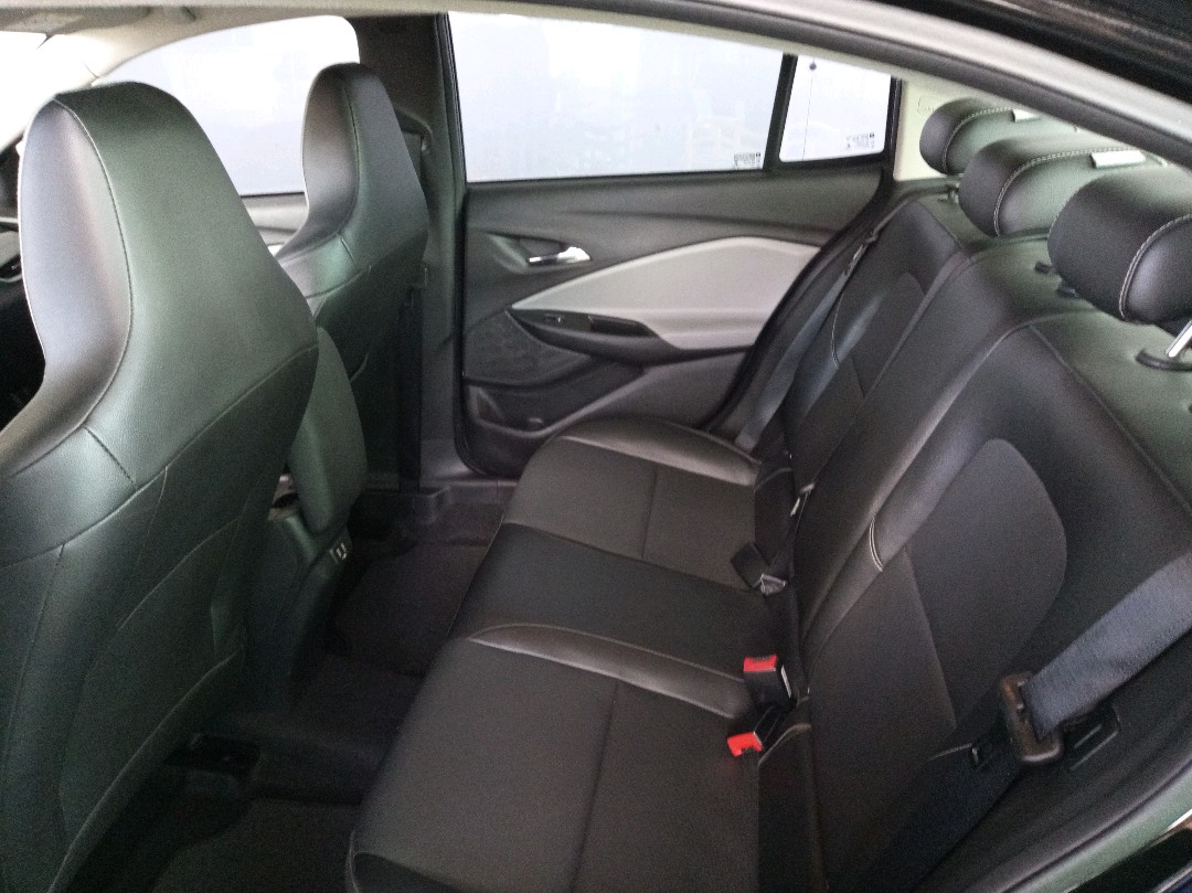 ONIX PLUS 1.0 TURBO FLEX PREMIER AUTOMÁTICO10