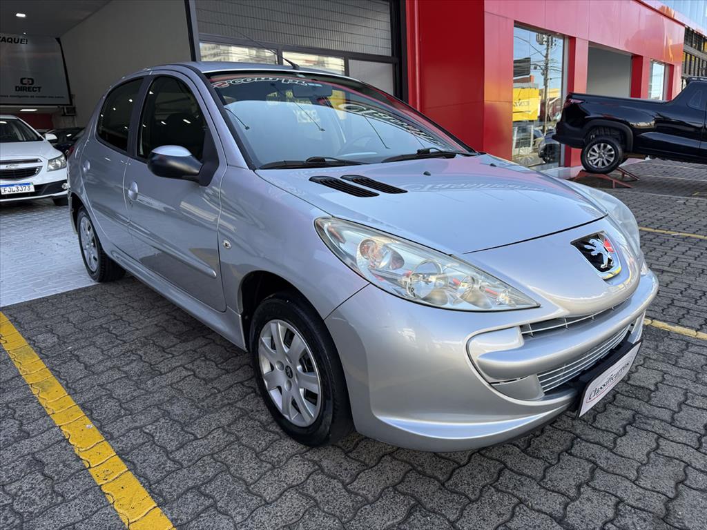 Peugeot 207 - 1.4 XR 8V FLEX 4P MANUAL
