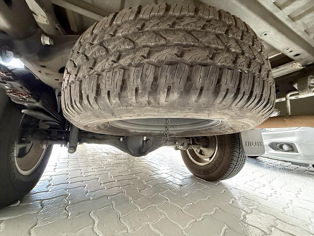 Toyota Hilux - 2.7 SRV 4X2 CD 16V FLEX 4P AUTOMÁTICO