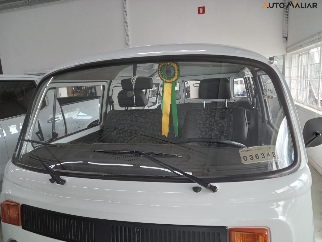 KOMBI 1.6 STD 8V GASOLINA 3P MANUAL10