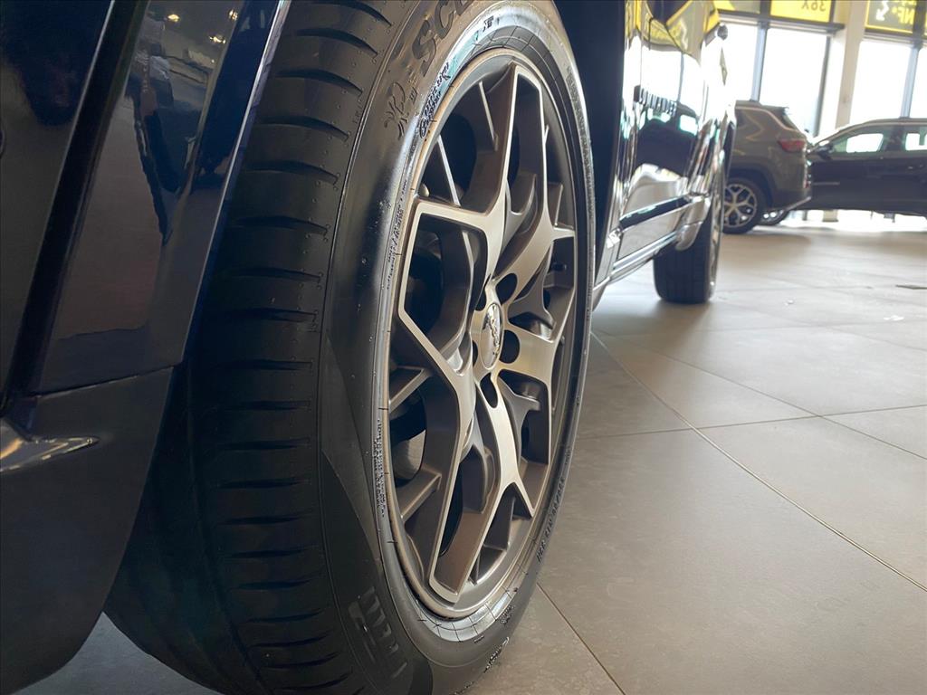 COMMANDER 1.3 T270 TURBO FLEX OVERLAND AT64