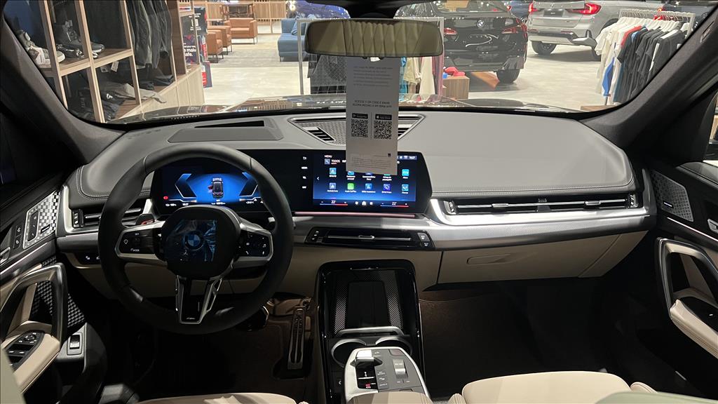 iX1 ELÉTRICO XDRIVE30 M SPORT5