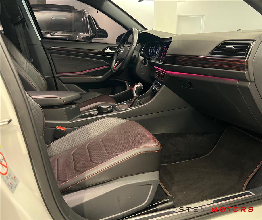VW - VolksWagen-JETTA-2.0 350 TSI GASOLINA GLI DSG