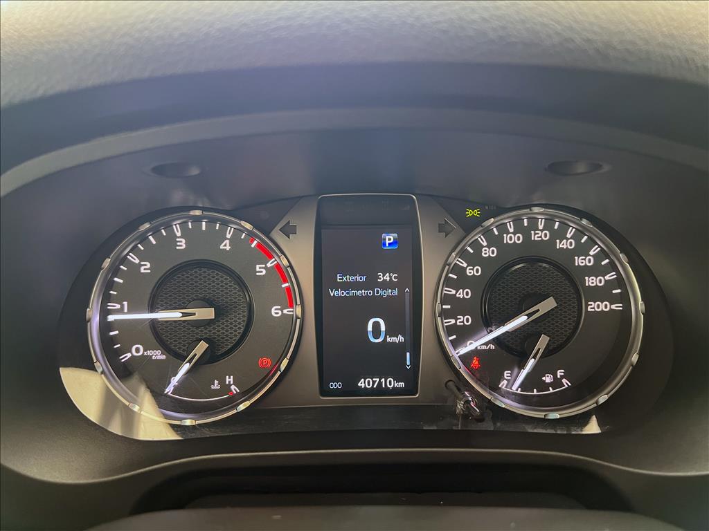 HILUX 2.8 D-4D TURBO DIESEL CD SRX 4X4 AUTOMÁTICO7