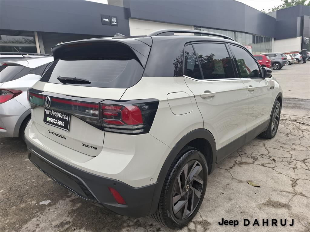T-CROSS 1.4 250 TSI TOTAL FLEX HIGHLINE AUTOMÁTICO T-CROSS 1.4 250 TSI TOTAL FLEX HIGHLINE AUTOMÁTICO