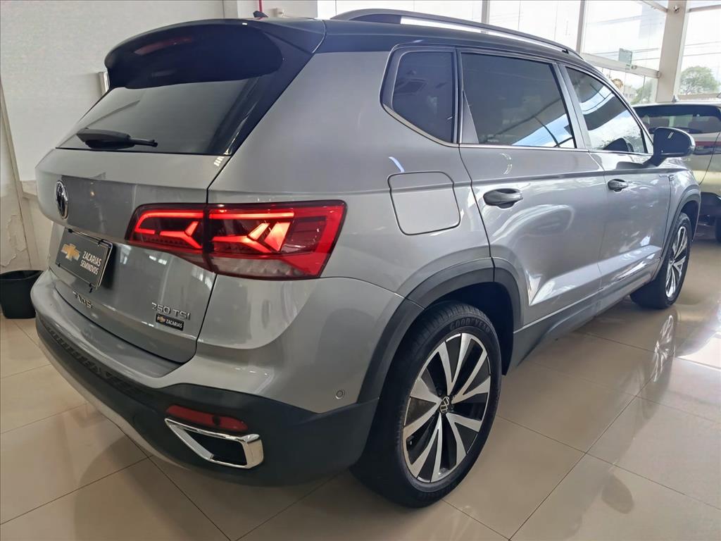 TAOS 1.4 250 TSI TOTAL FLEX HIGHLINE AUTOMÁTICO4