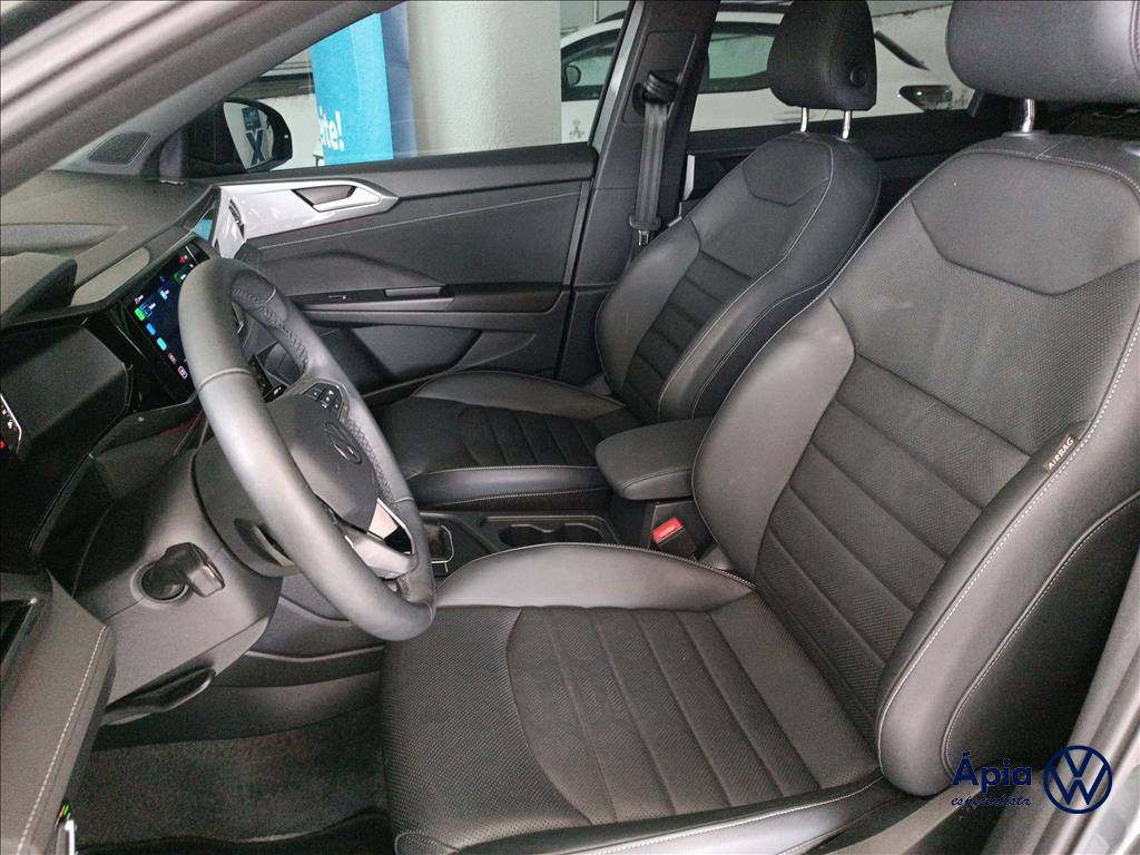 TAOS 1.4 250 TSI TOTAL FLEX HIGHLINE AUTOMÁTICO11