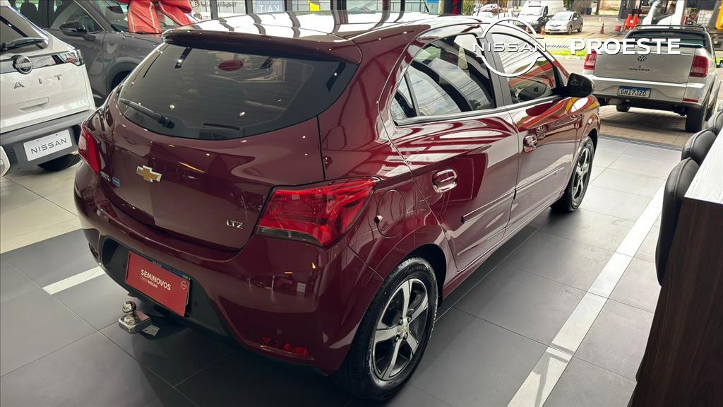 ONIX 1.4 MPFI LTZ 8V FLEX 4P AUTOMÁTICO3