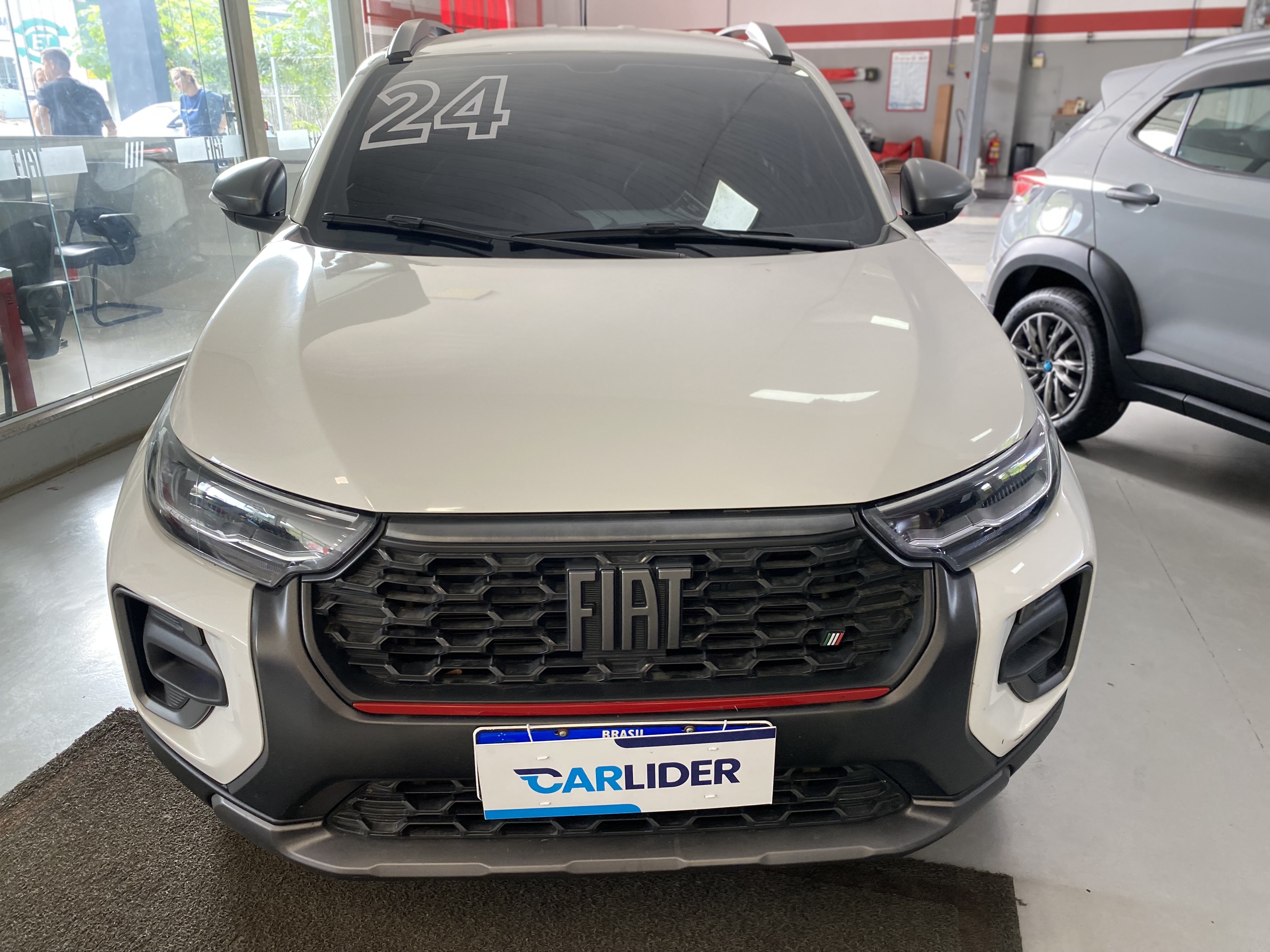 STRADA 1.0 TURBO 200 FLEX ULTRA CD CVT0