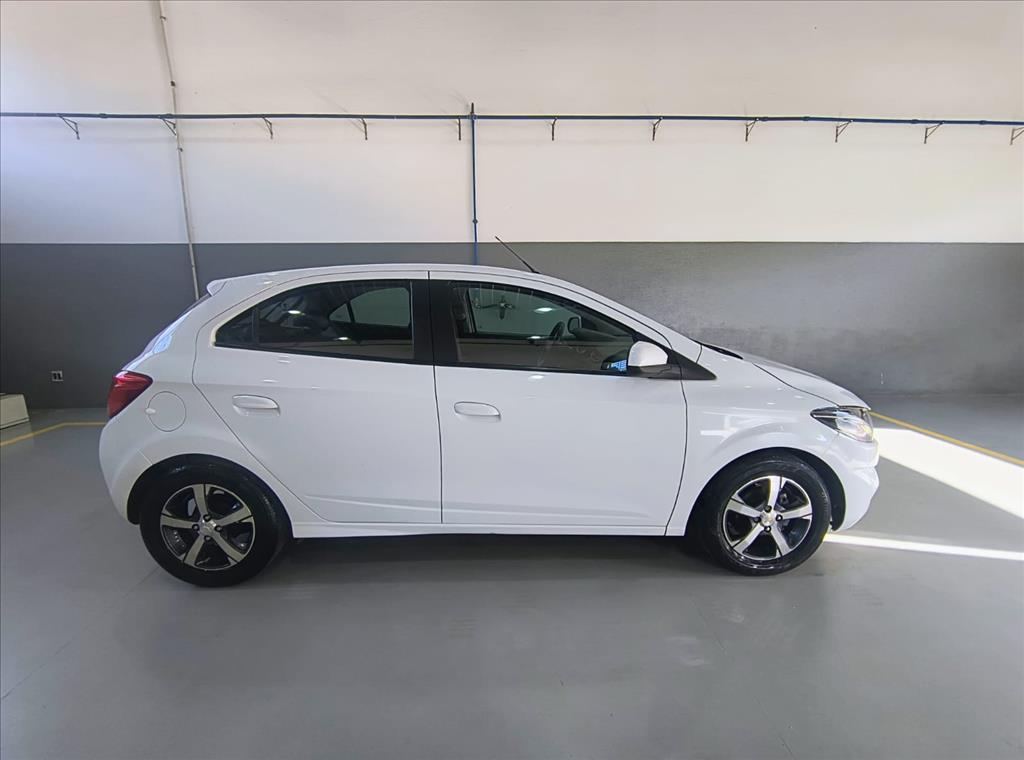 ONIX 1.4 MPFI LTZ 8V FLEX 4P MANUAL1
