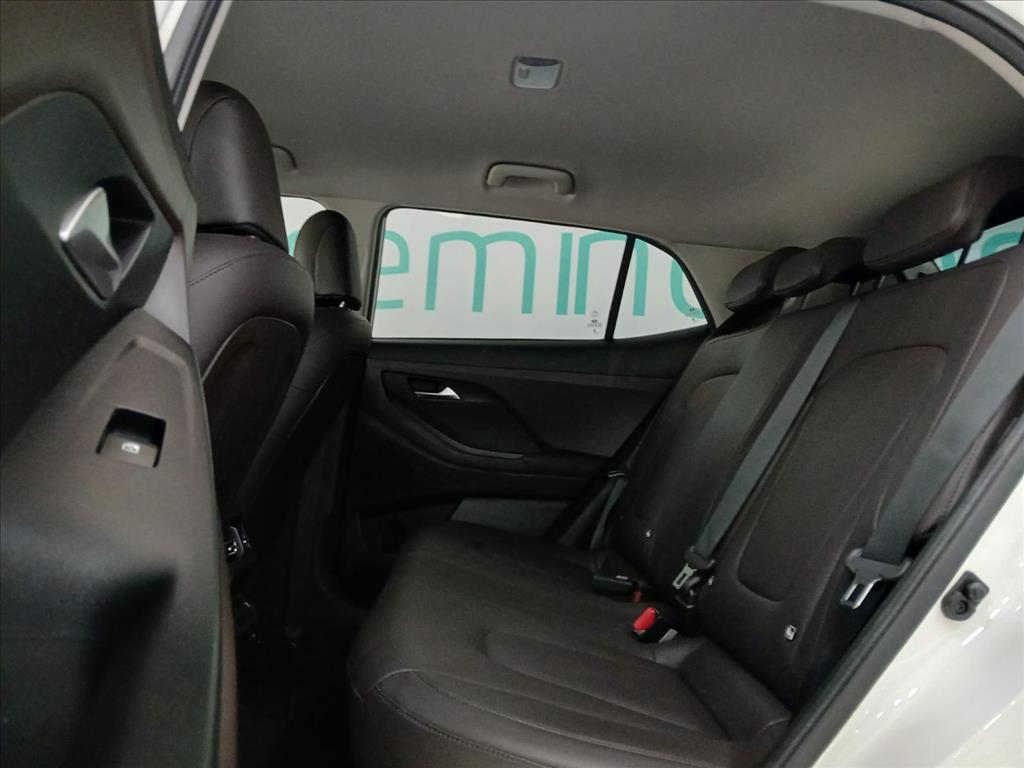 Hyundai-CRETA-1.0 TGDI FLEX PLATINUM AUTOMÁTICO
